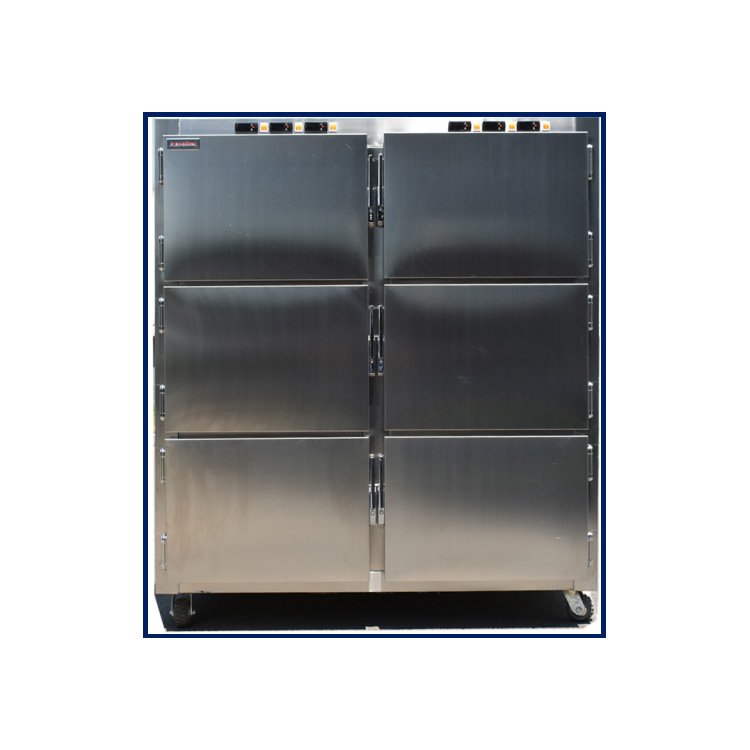 Hvilken temperatur skal kølesystemet holde ved opbevaring af lig i hospitalsgravhuse for at sikre både konservering og energieffektivitet?